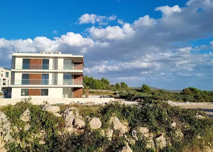 Punta Planka Premium With Sea View דירה